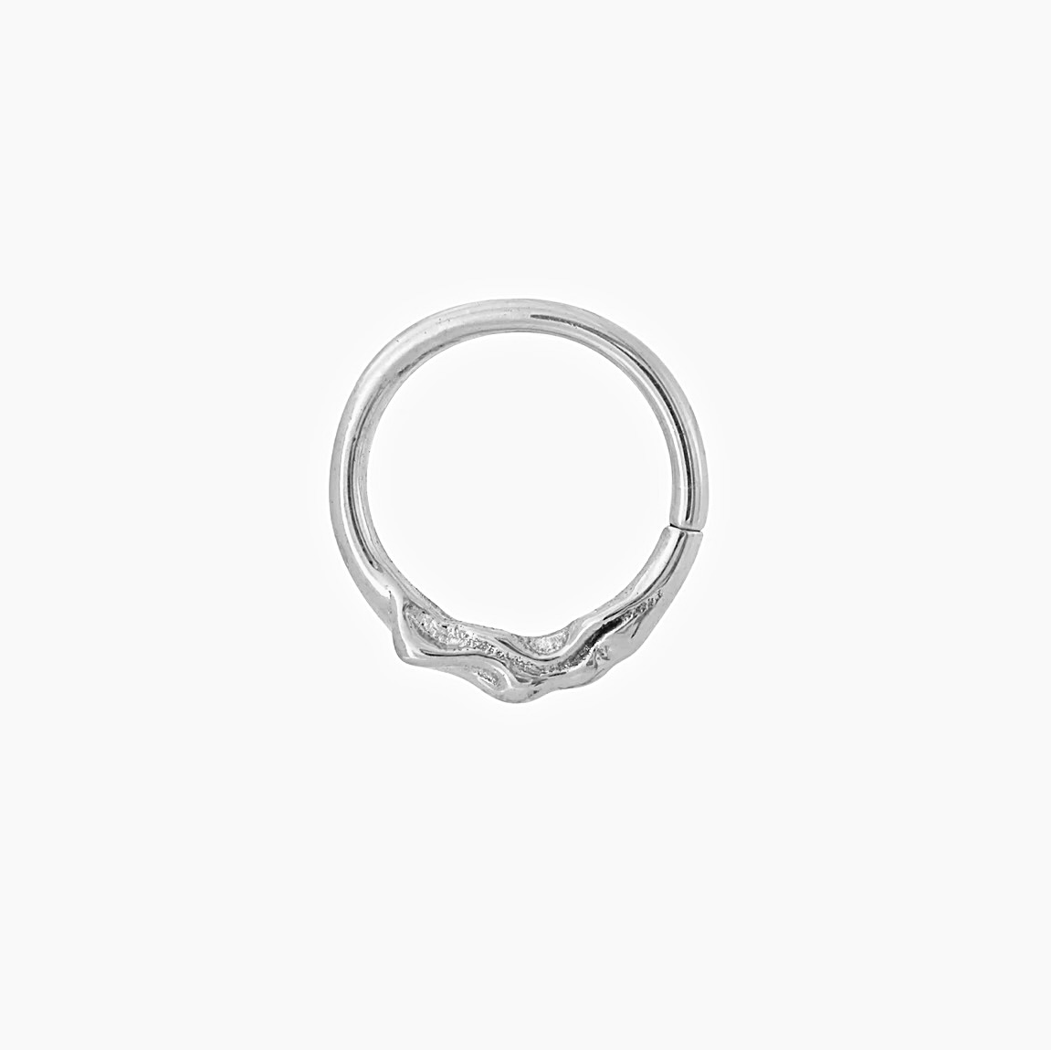 Cause and effect seam ring